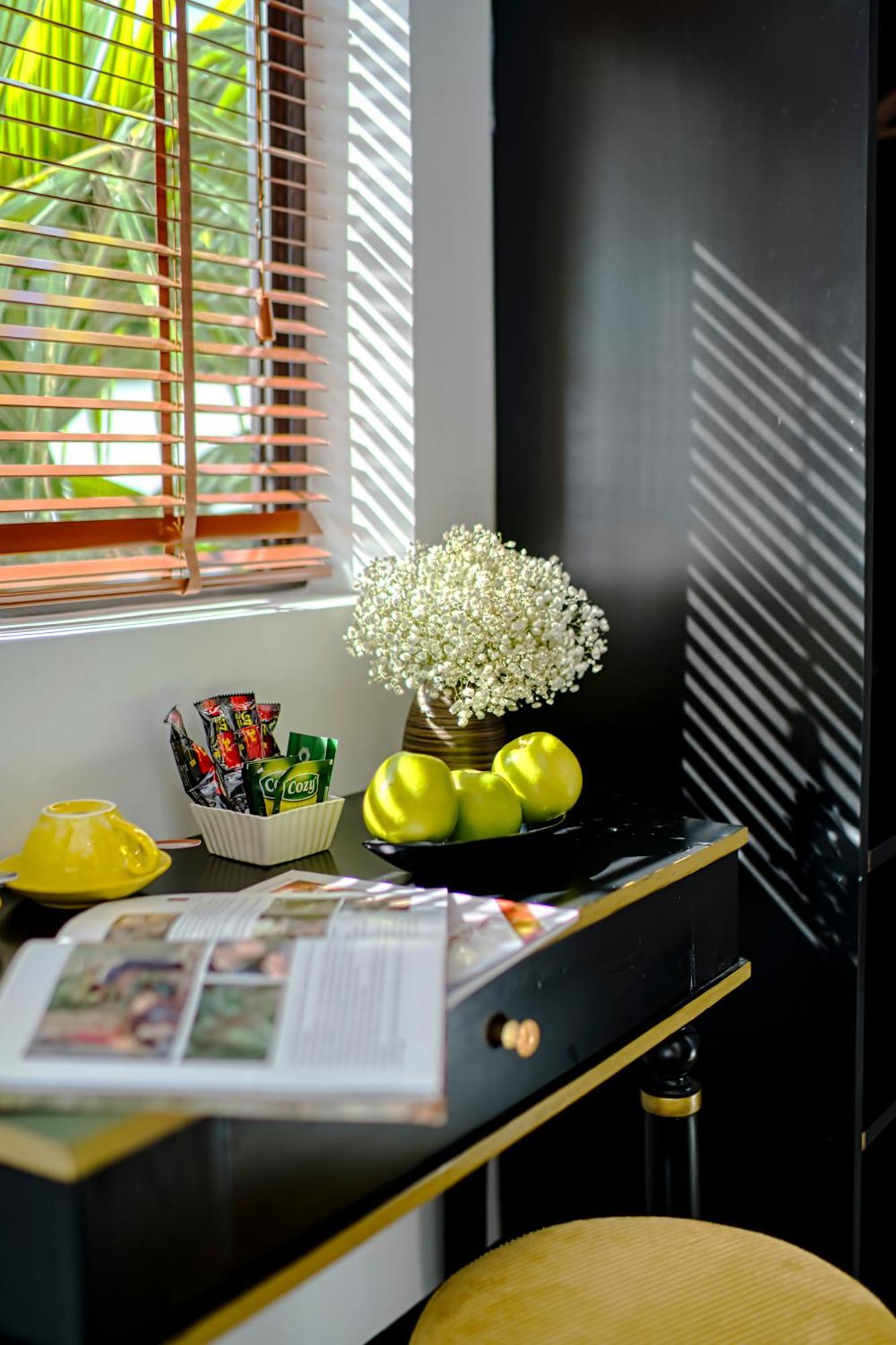 Rokas Hoi An Boutique Hotel Extérieur photo